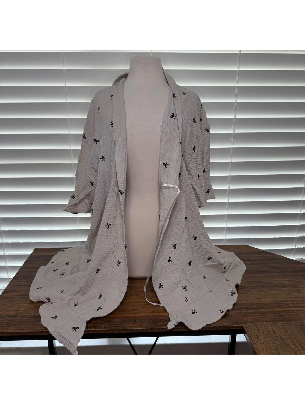 Serra Beige Cotton Robe with Black Bows Size XL NO BELT